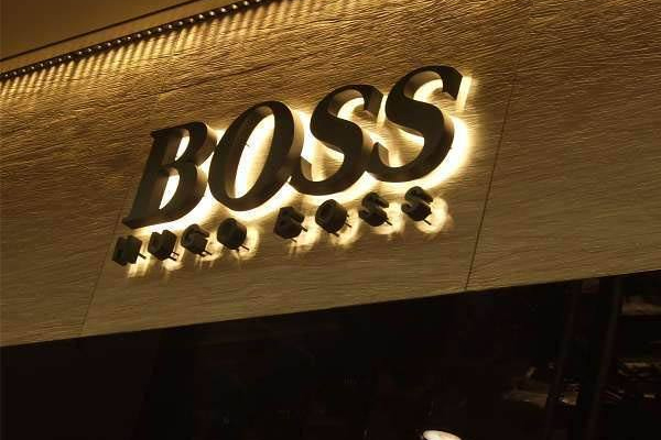 背打廣告發(fā)光字 背打廣告發(fā)光字