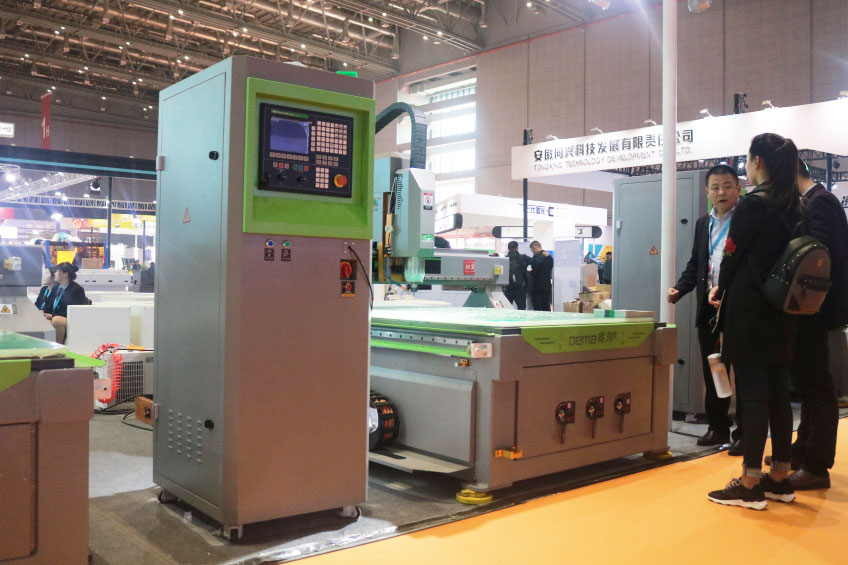 2018上海DEMA-M5迷你字雕刻機參展 2018上海DEMA-M5迷你字雕刻機參展