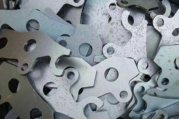 得馬激光雕刻機汽車鈑金切割 得馬激光雕刻機汽車鈑金切割