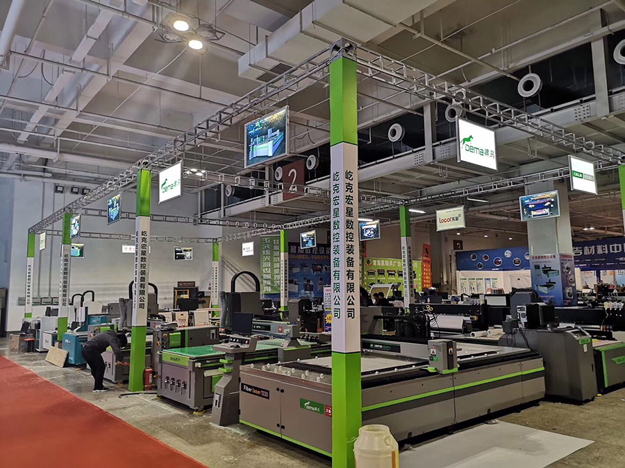 得馬廣告設備 得馬廣告設備