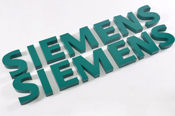 廣告雕刻機(jī)加工PVC字 廣告雕刻機(jī)加工PVC字