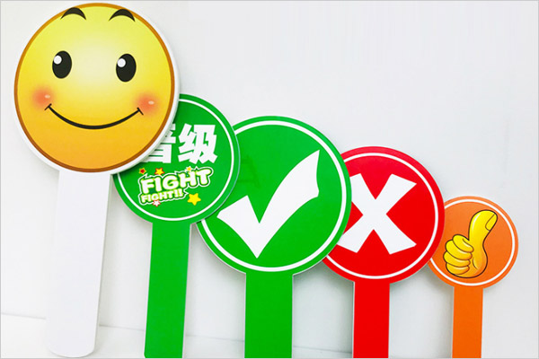 廣告雕刻機(jī)加工的舉牌展示 廣告雕刻機(jī)加工的舉牌展示