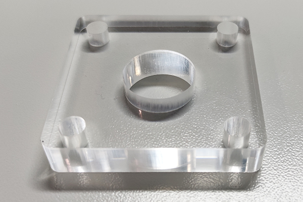 得馬Z3-高速巡邊雕刻機加工的亞克力高光效果 得馬Z3-高速巡邊雕刻機加工的亞克力高光效果