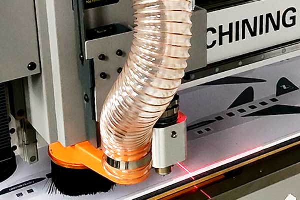 得馬DEMA-Z3高速巡邊雕刻機 得馬DEMA-Z3高速巡邊雕刻機