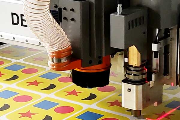 得馬Z3高速巡邊雕刻機(jī) 得馬Z3高速巡邊雕刻機(jī)