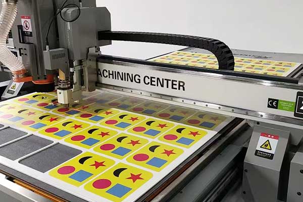 得馬Z3高速巡邊雕刻機 得馬Z3高速巡邊雕刻機