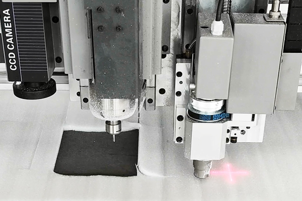 得馬Z3高速巡邊雕刻機(jī) 得馬Z3高速巡邊雕刻機(jī)