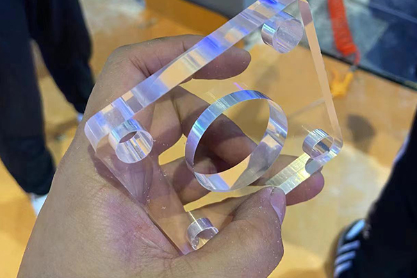 得馬Z3高速巡邊雕刻機切割的亞克力 得馬Z3高速巡邊雕刻機切割的亞克力