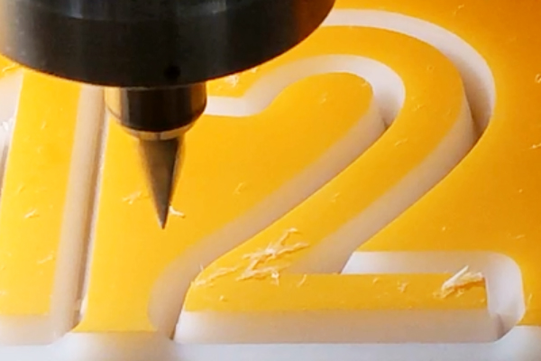 得馬Z3高速巡邊雕刻機切割亞克力 得馬Z3高速巡邊雕刻機切割亞克力