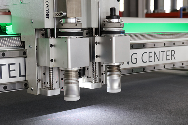 得馬F11高速裁切機 得馬F11高速裁切機