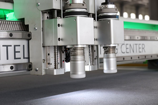 得馬高速裁切機F11 得馬高速裁切機F11